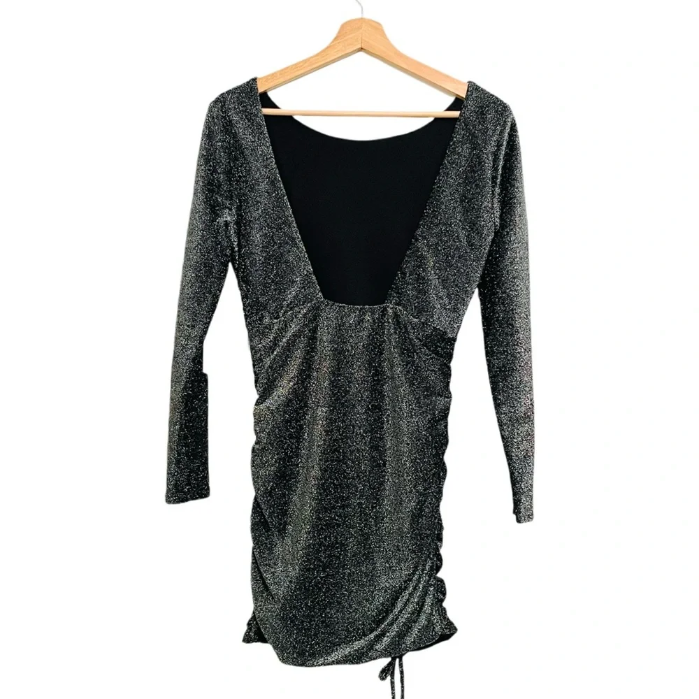 Silver Sparkling Bodycon Mini Dress Honey and Rosie Size Medium Long Sleeve NWT